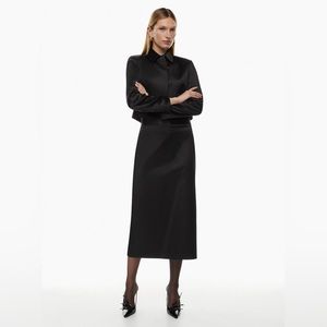 NWT Aritizia Babaton Size 8 Black Pencil Skirt.